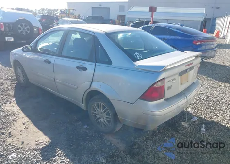 2005 Ford Focus Zx4 из США, поврежденный, VIN 1FAFP34N85W266518